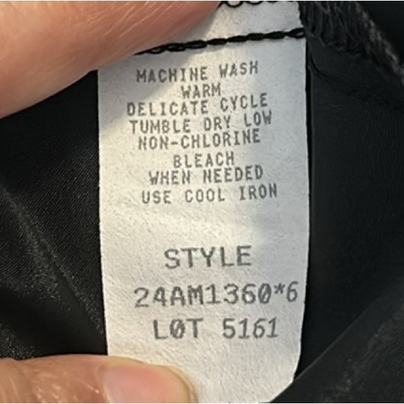 ❤️👑ALYSSA CARR BLOUSE. SIZE 8. CONDITION LIKE NEW. - Picture 6 of 11